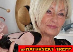 Natursektgeile Hausfrau